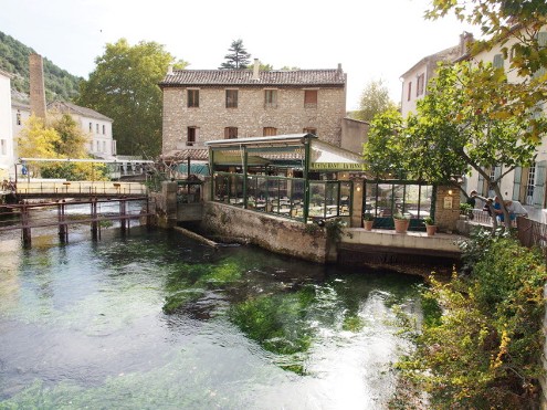 Fontaine-de-Vaucluse in Provence: What to See and Do - French Moments